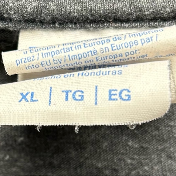 XL Tupac Tee Shirt Pre-Owned - Picture 3 of 4